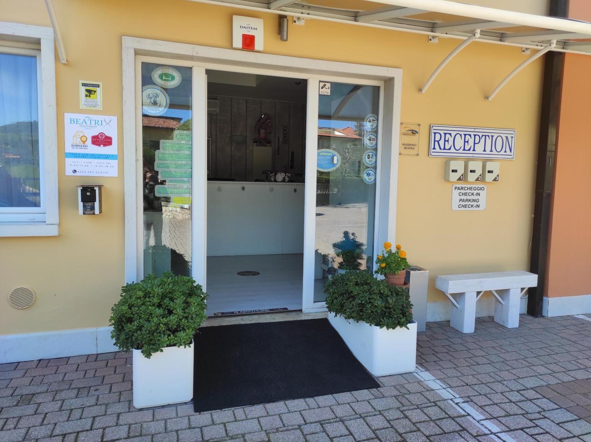 Bardolino Wein Apartments Exteriör bild